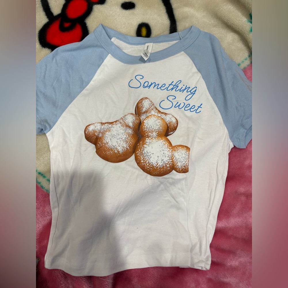 Mickey beignets baby tee